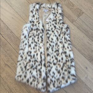 Leopard Print Faux Fur Vest